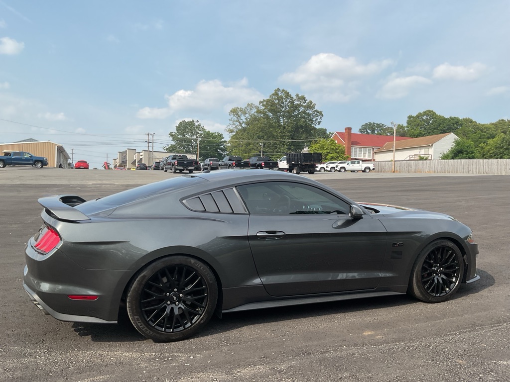 Photo 11 of this FORD MUSTANG