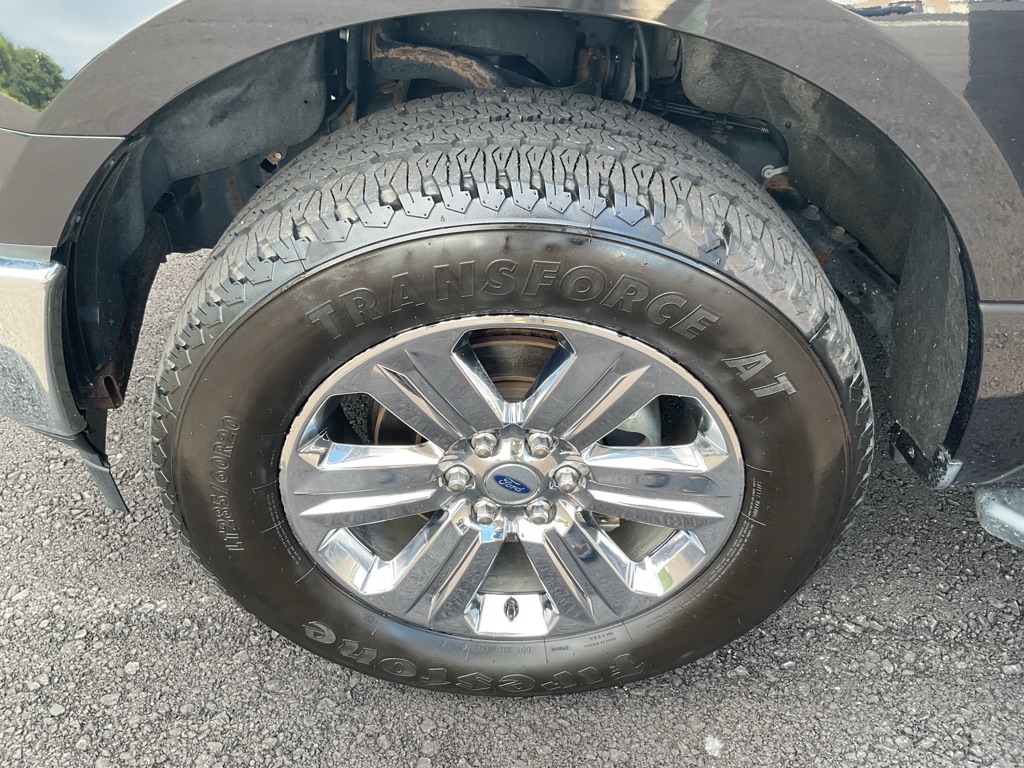 Photo 19 of this FORD F150