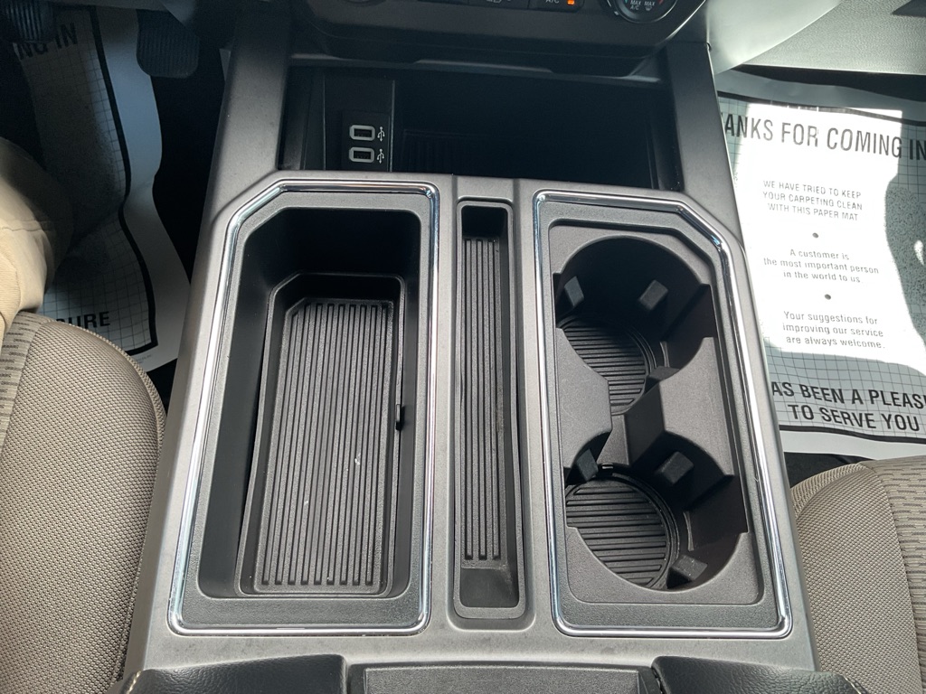 Photo 39 of this FORD F150
