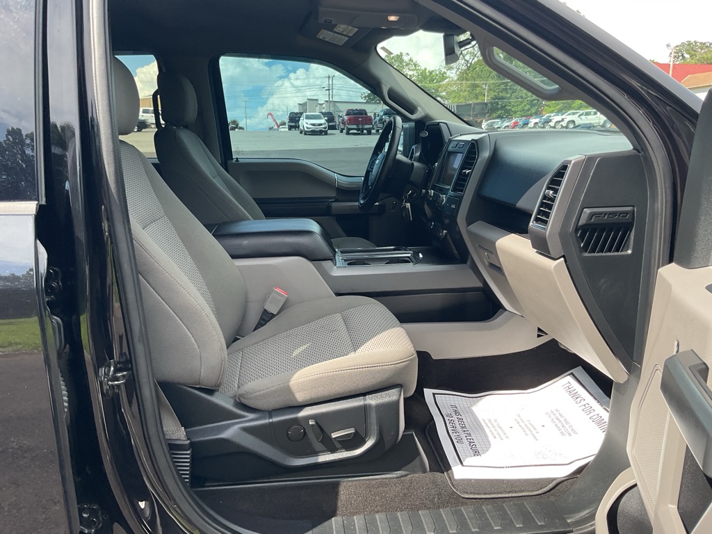 Photo 51 of this FORD F150