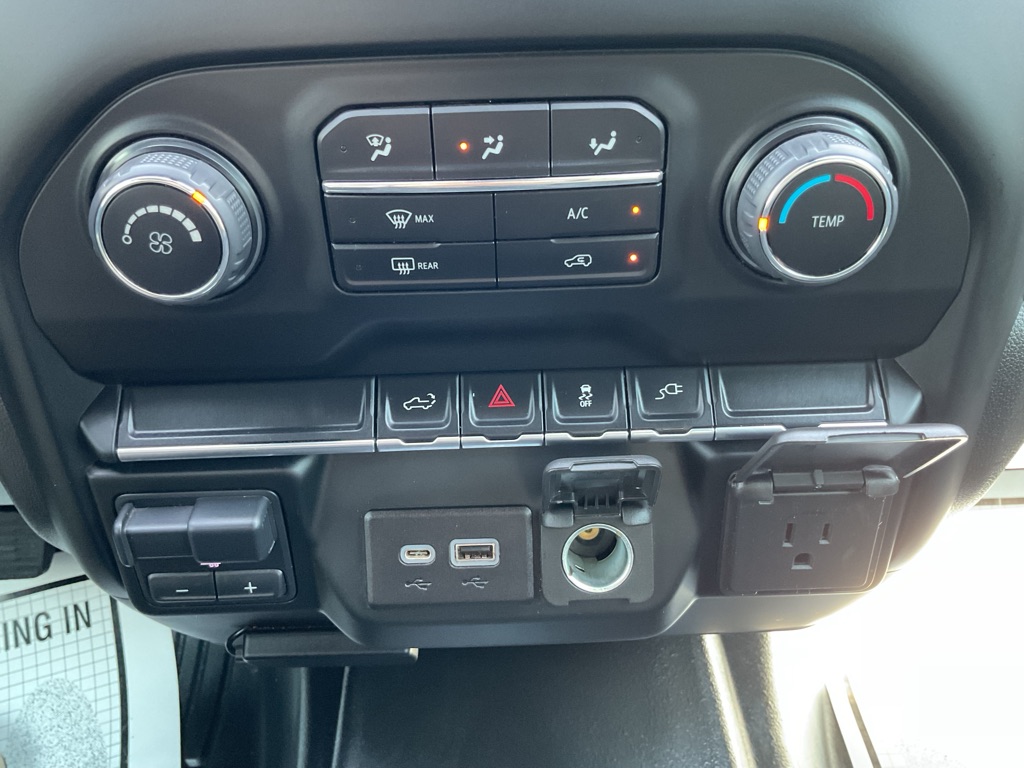 Photo 41 of this CHEVROLET SILVERADO 2500