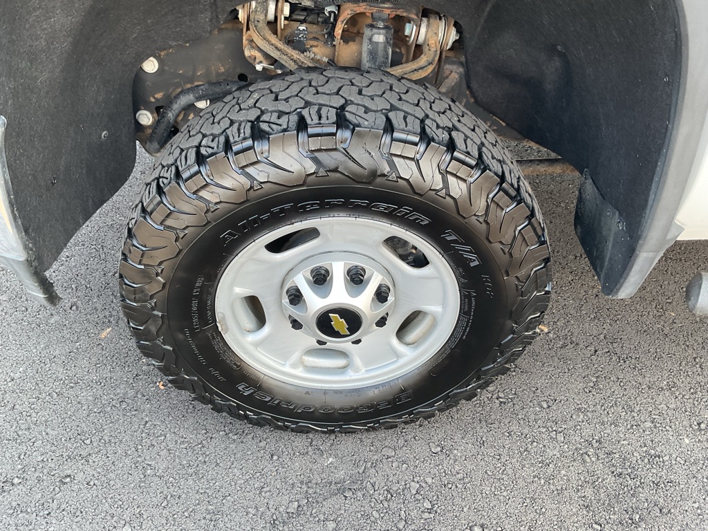 Photo 20 of this CHEVROLET SILVERADO 2500