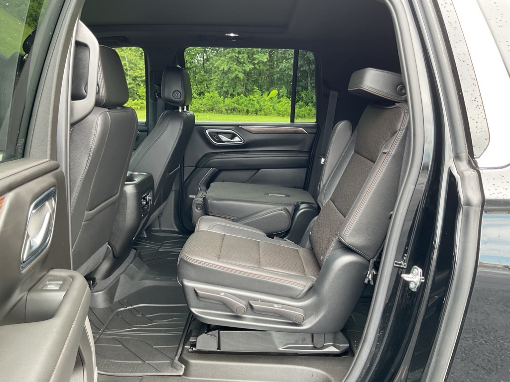 Photo 51 of this CHEVROLET SUBURBAN