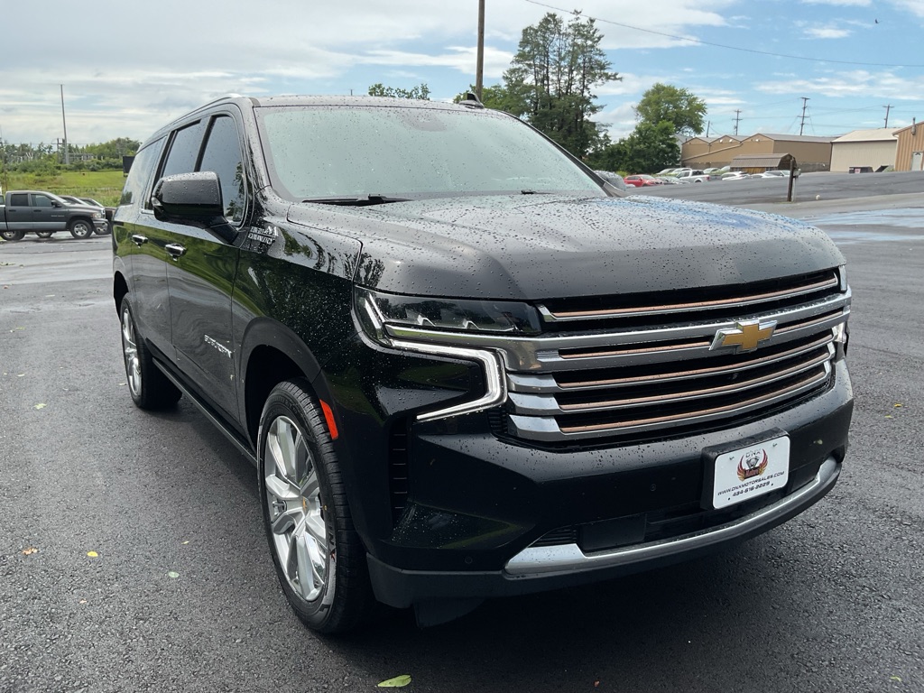 Photo 15 of this CHEVROLET SUBURBAN