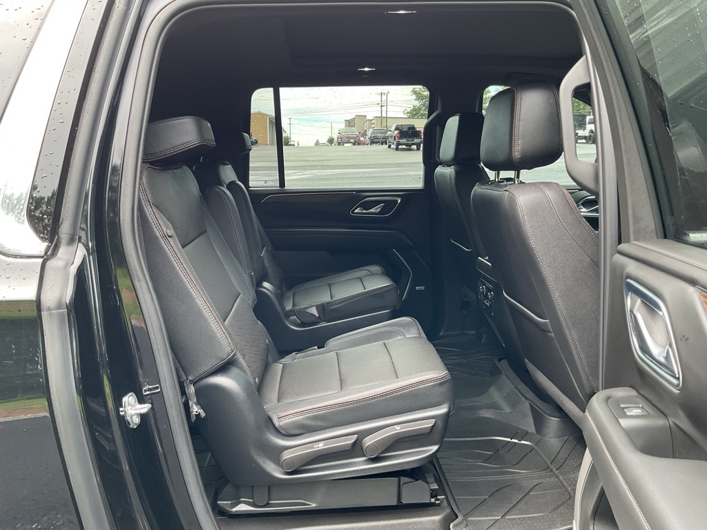 Photo 55 of this CHEVROLET SUBURBAN