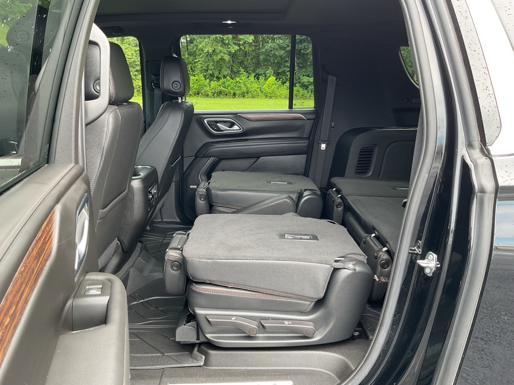 Photo 52 of this CHEVROLET SUBURBAN