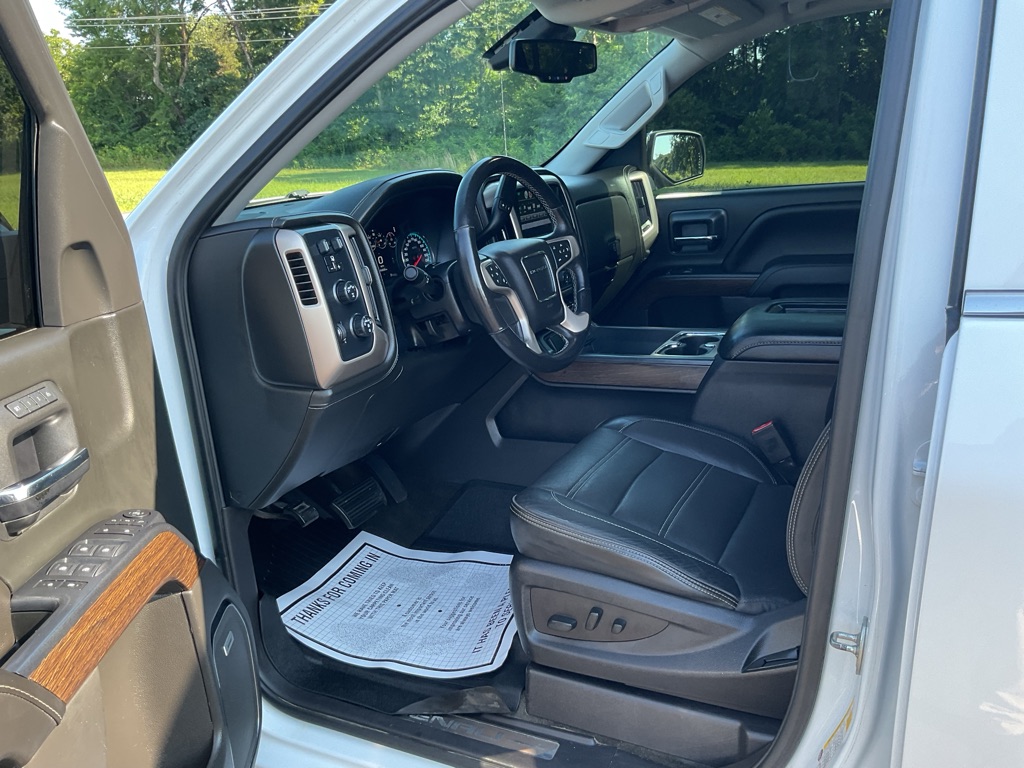 Photo 29 of this GMC SIERRA