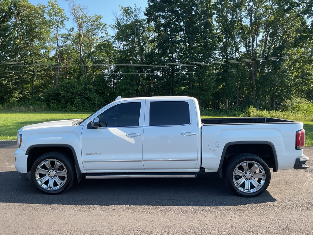 Photo 3 of this GMC SIERRA