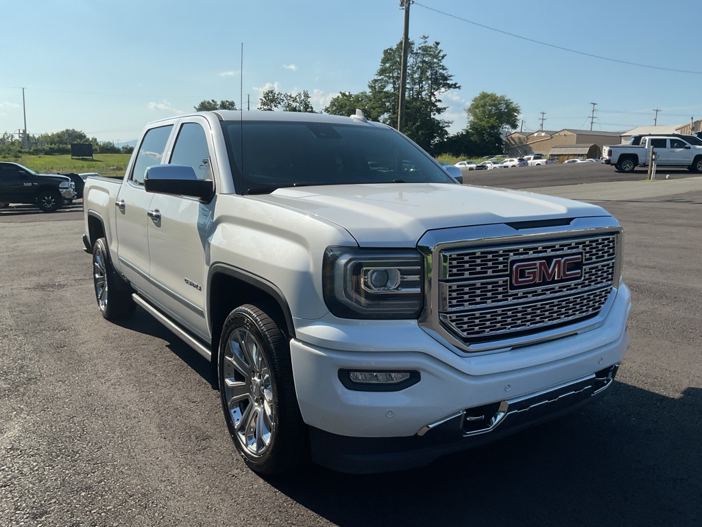 Photo 15 of this GMC SIERRA