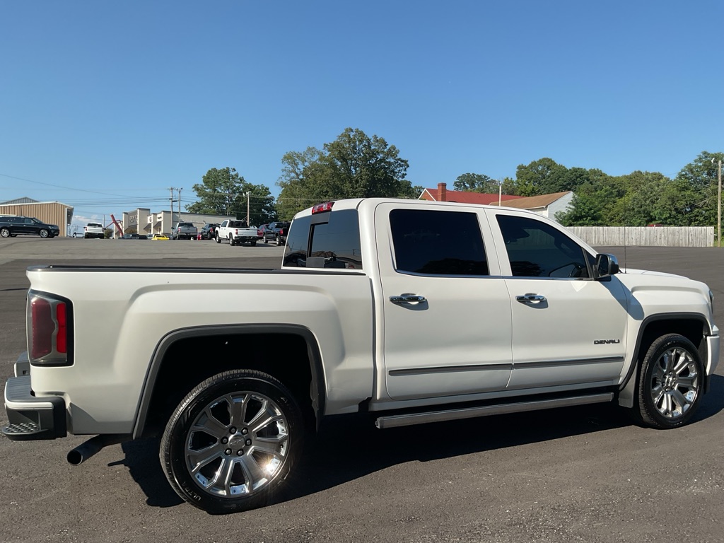 Photo 12 of this GMC SIERRA