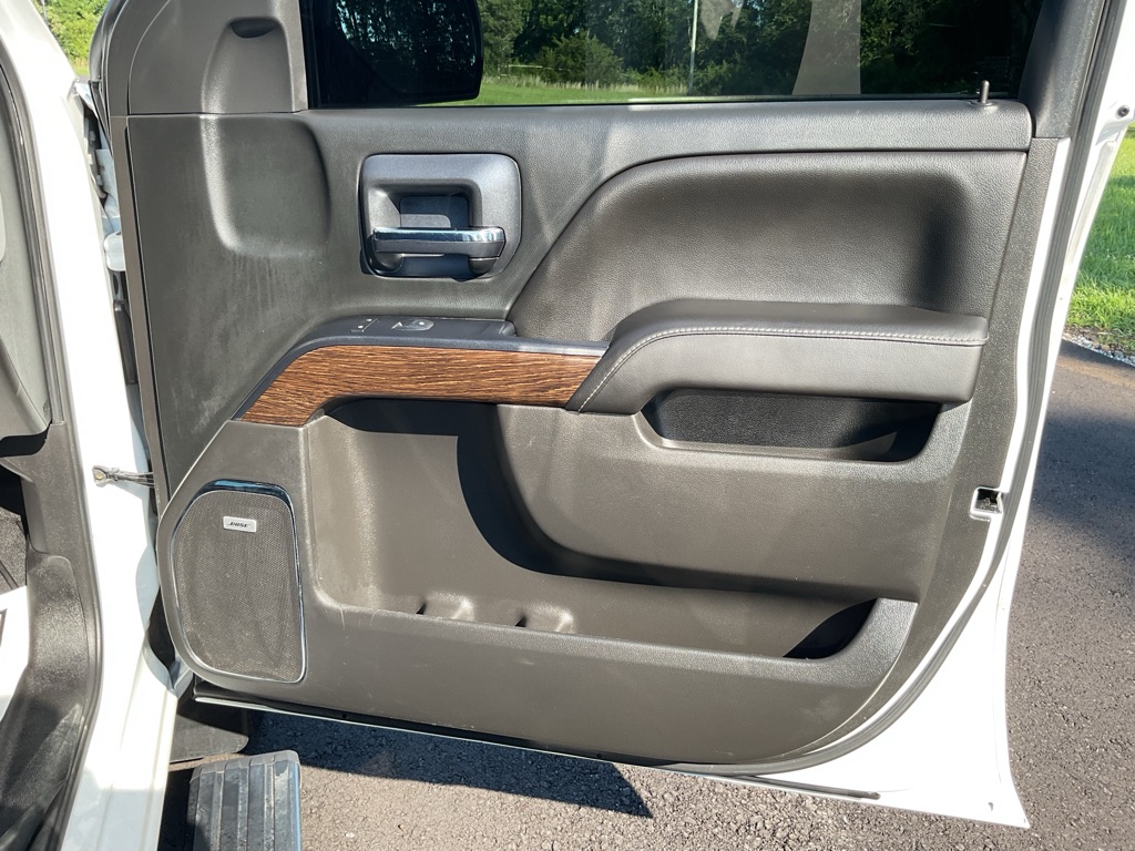 Photo 55 of this GMC SIERRA