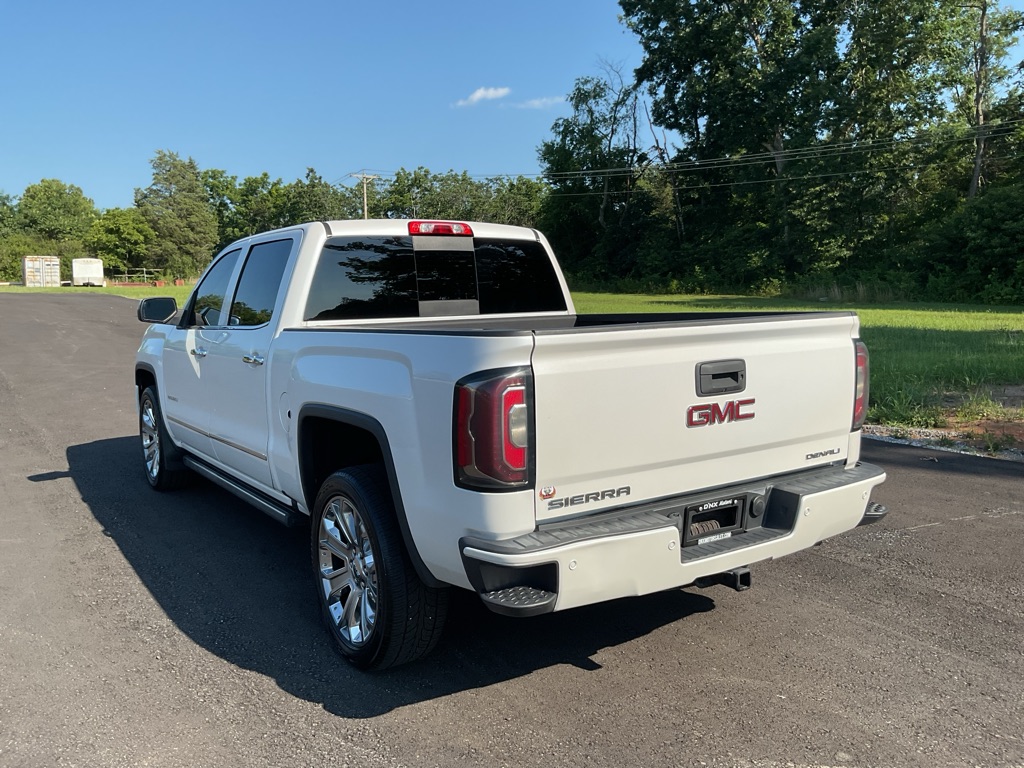 Photo 5 of this GMC SIERRA