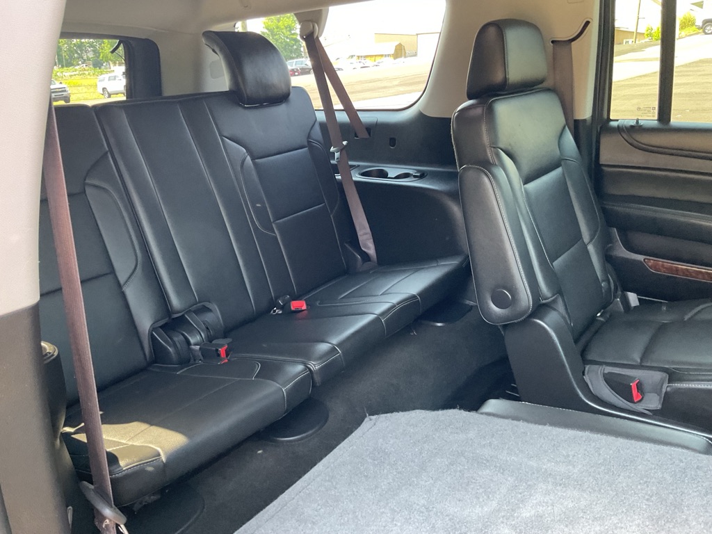 Photo 57 of this CHEVROLET SUBURBAN