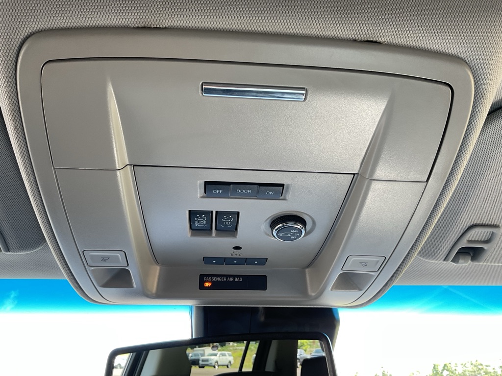 Photo 48 of this CHEVROLET SUBURBAN