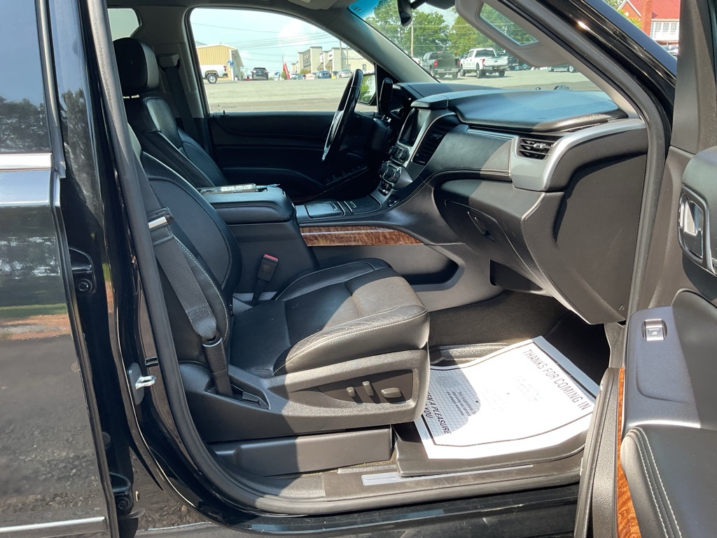 Photo 59 of this CHEVROLET SUBURBAN