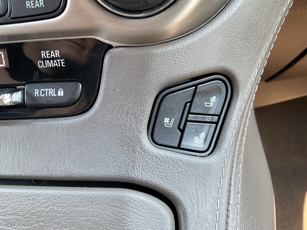 Photo 48 of this GMC YUKON XL