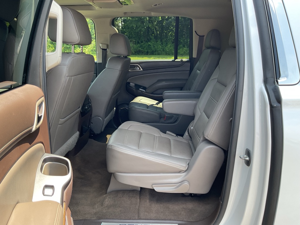 Photo 54 of this GMC YUKON XL