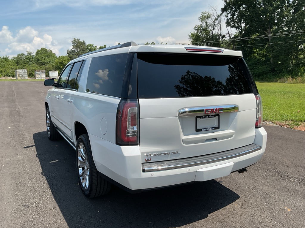 Photo 5 of this GMC YUKON XL
