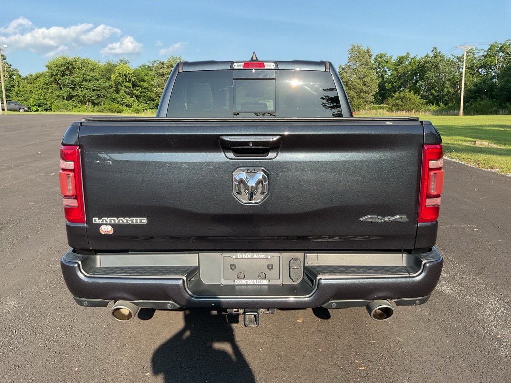Photo 6 of this RAM 1500