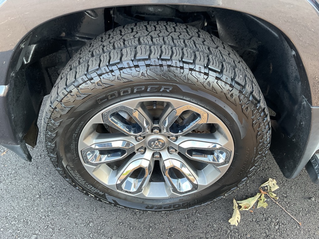 Photo 18 of this RAM 1500