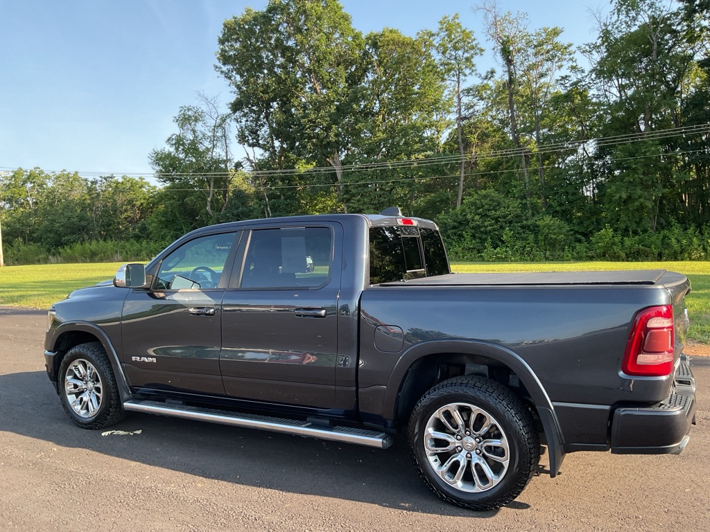 Photo 4 of this RAM 1500
