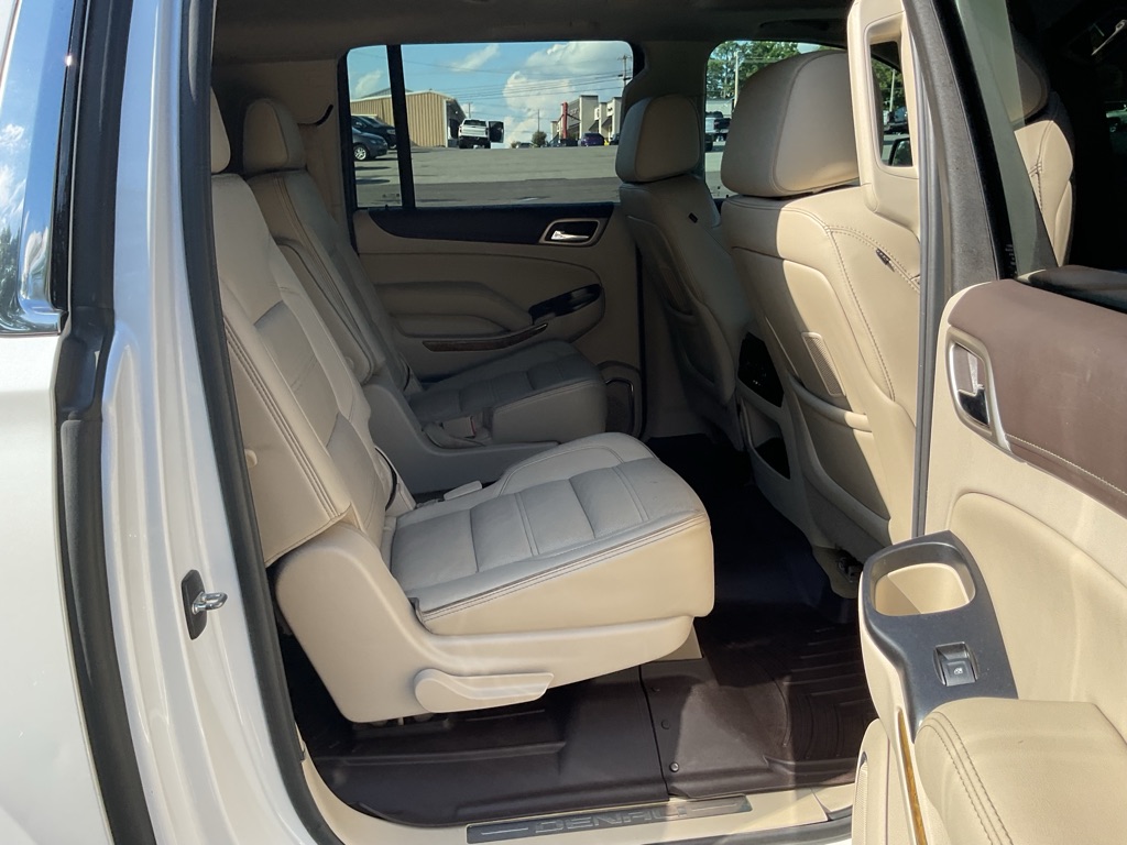 Photo 59 of this GMC YUKON XL