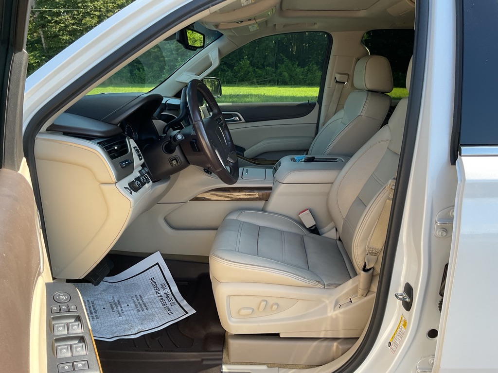 Photo 29 of this GMC YUKON XL