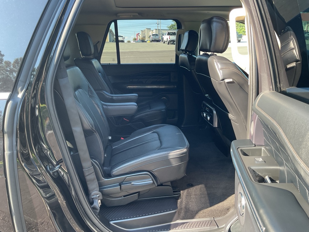 Photo 56 of this FORD EXPEDITION