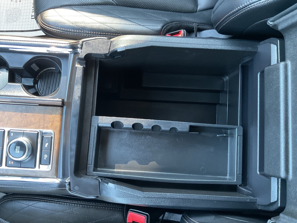 Photo 49 of this FORD EXPEDITION