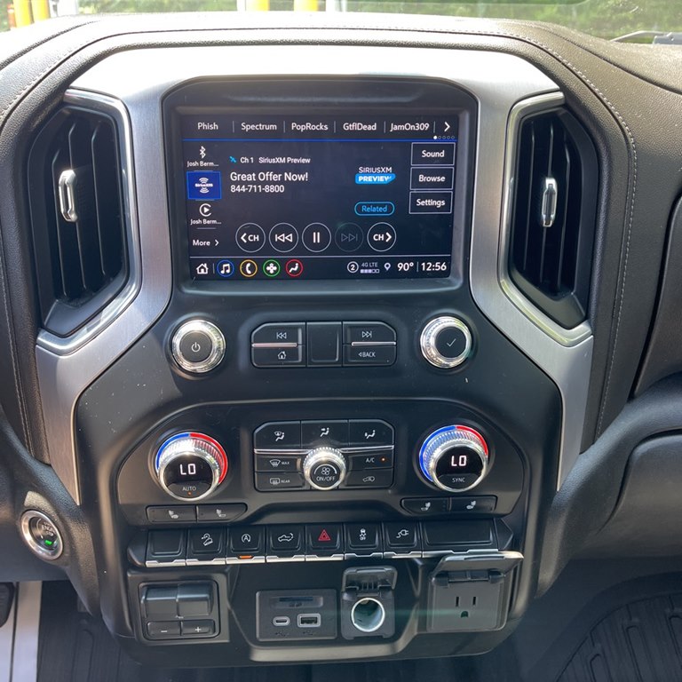 Photo 10 of this GMC SIERRA