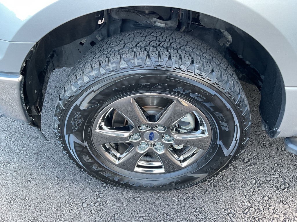 Photo 19 of this FORD F150