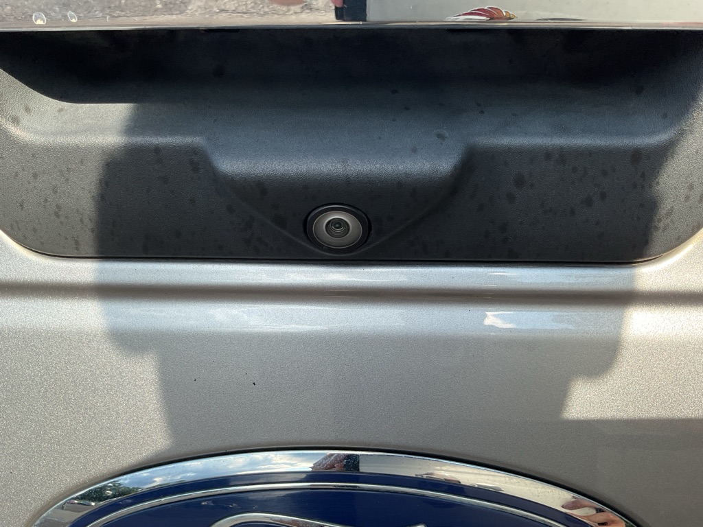 Photo 7 of this FORD F150