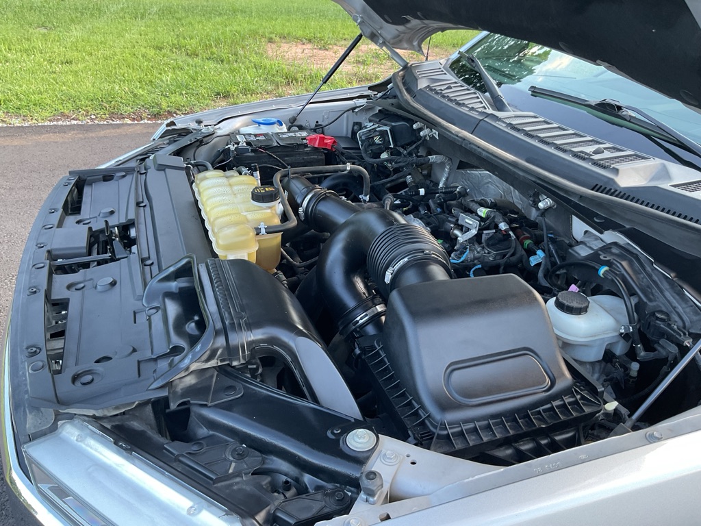 Photo 18 of this FORD F150