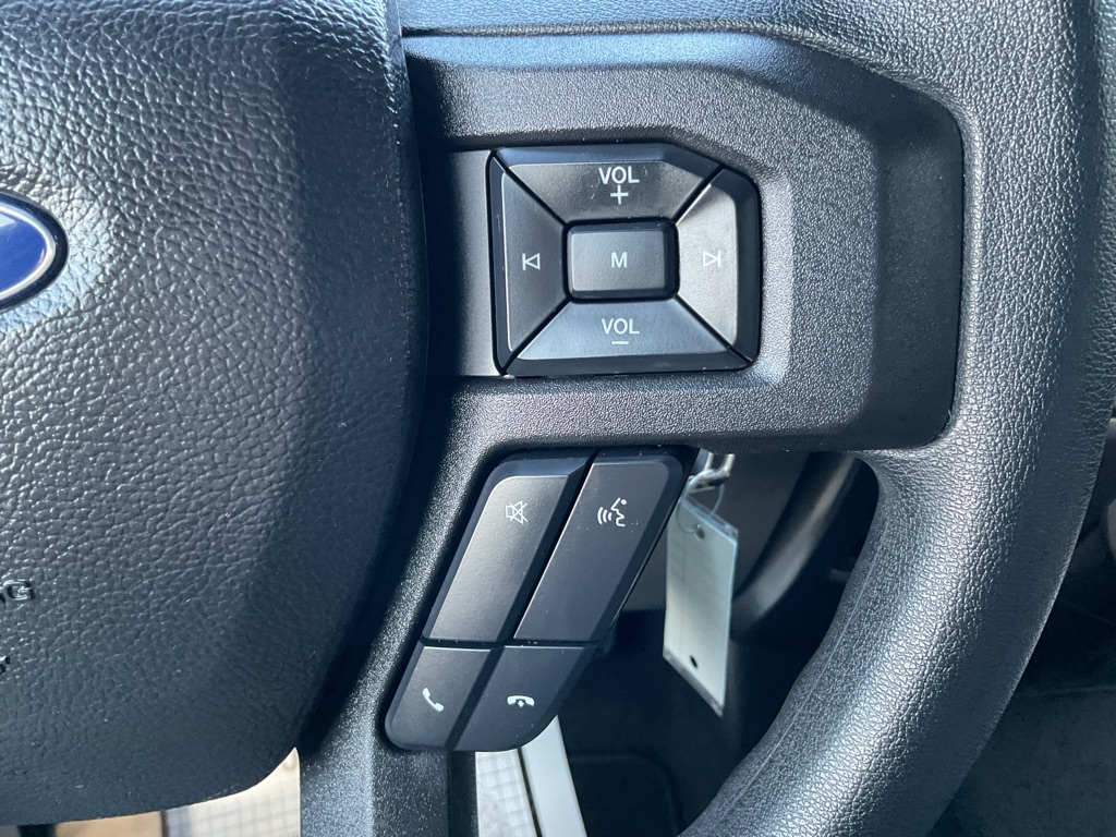 Photo 31 of this FORD F150