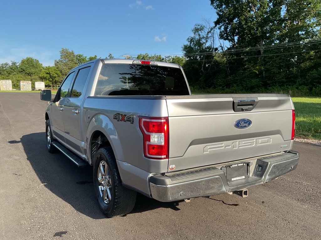 Photo 5 of this FORD F150