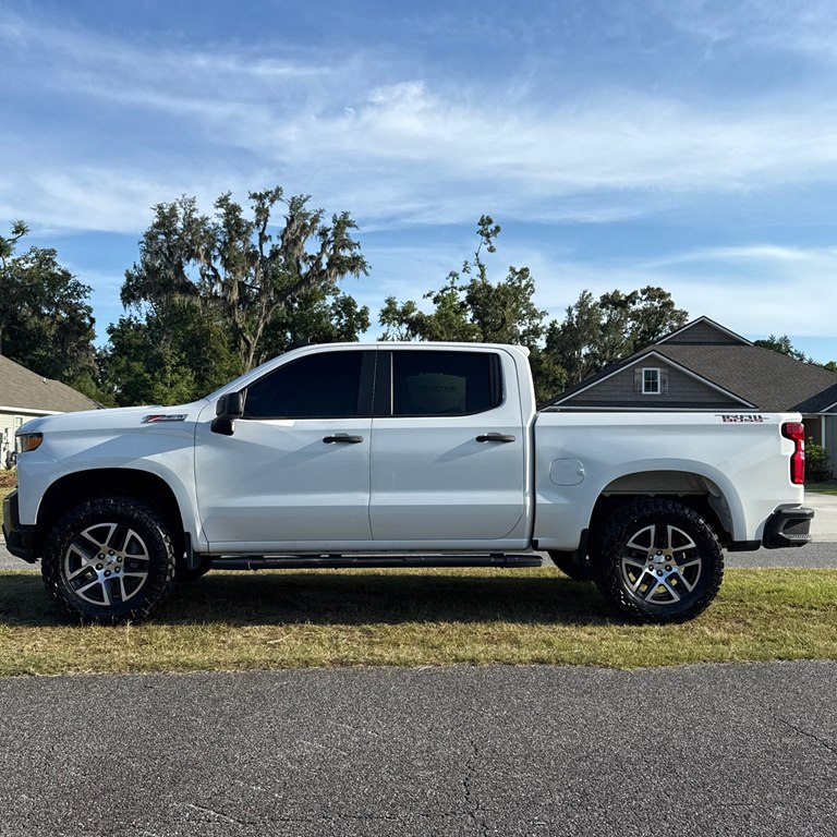 Photo 2 of this CHEVROLET SILVERADO 1500