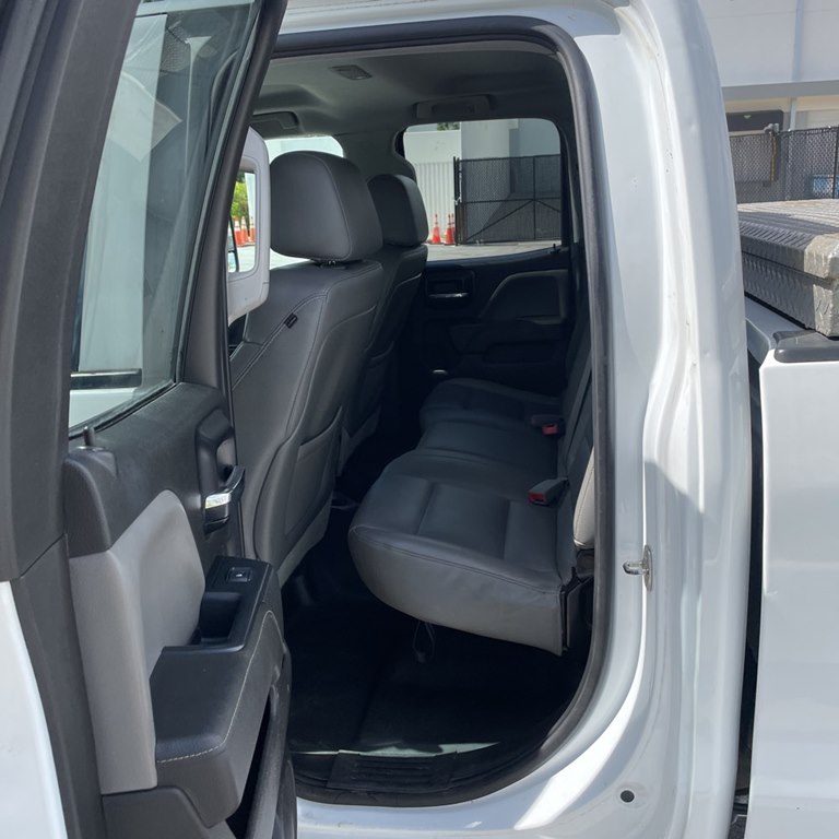 Photo 11 of this CHEVROLET SILVERADO 2500
