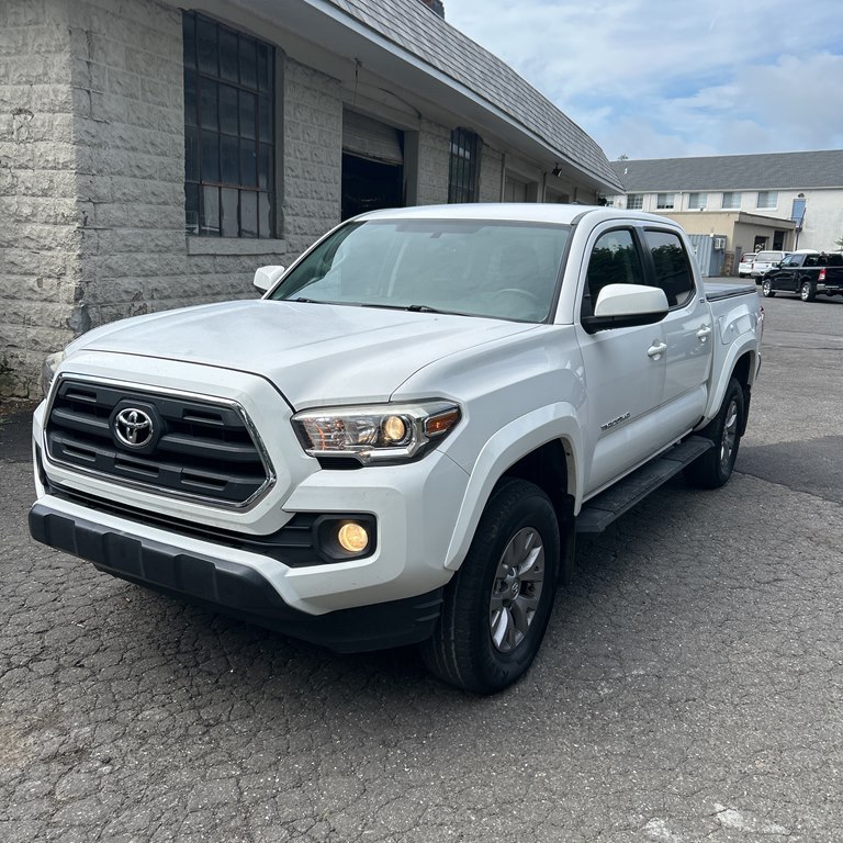 Photo 3 of this TOYOTA TACOMA