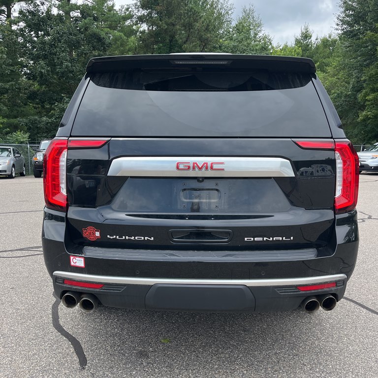 Photo 3 of this GMC YUKON XL