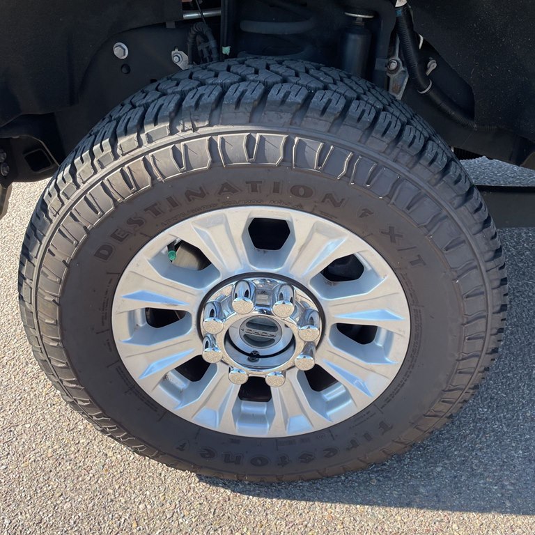 Photo 12 of this FORD F250