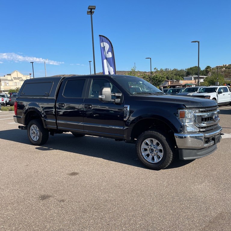 Photo 2 of this FORD F250