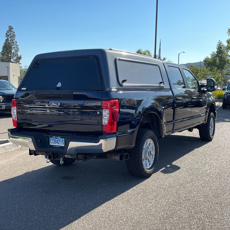 Photo 7 of this FORD F250