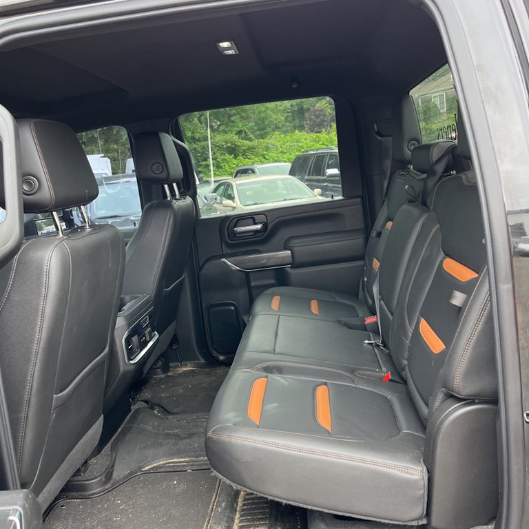 Photo 12 of this GMC SIERRA