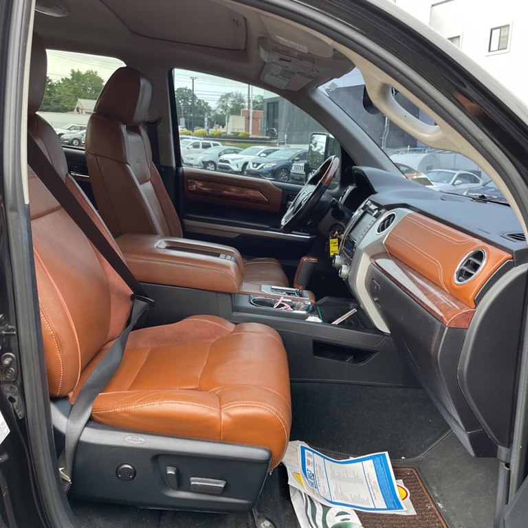 Photo 16 of this TOYOTA TUNDRA