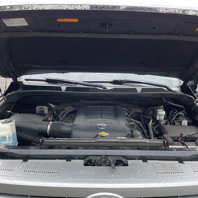 Photo 6 of this TOYOTA TUNDRA