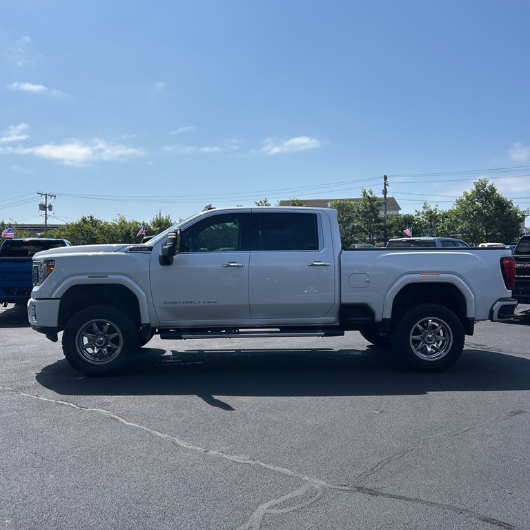 Photo 4 of this GMC SIERRA