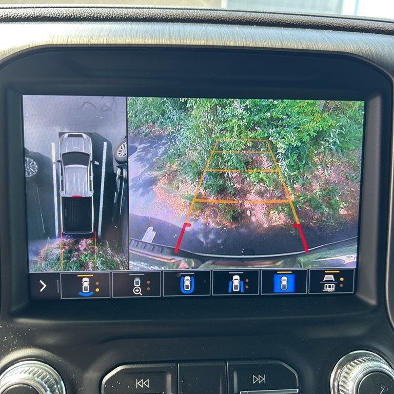 Photo 10 of this GMC SIERRA