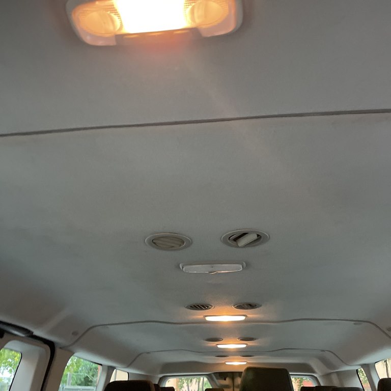 Photo 8 of this FORD TRANSIT