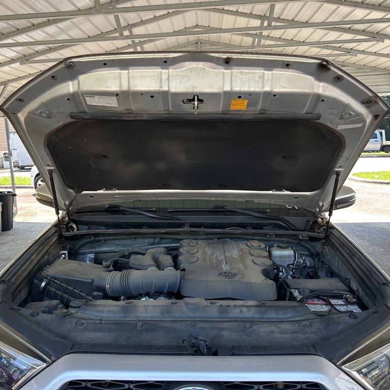 Photo 6 of this TOYOTA 4RUNNER