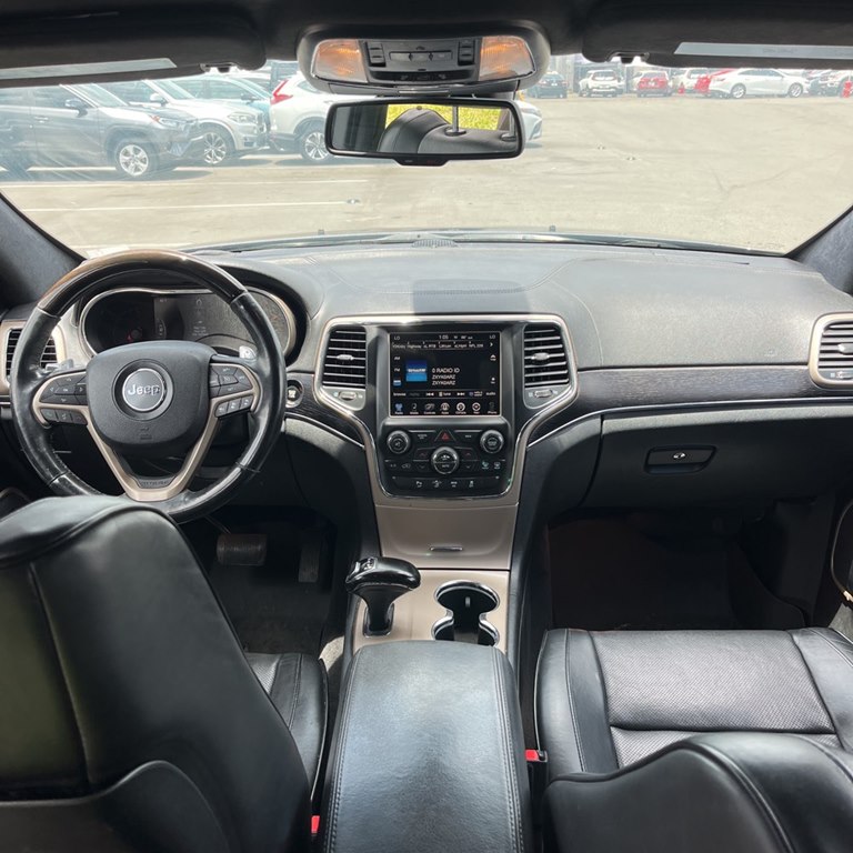 Photo 12 of this JEEP GRAND CHEROKEE